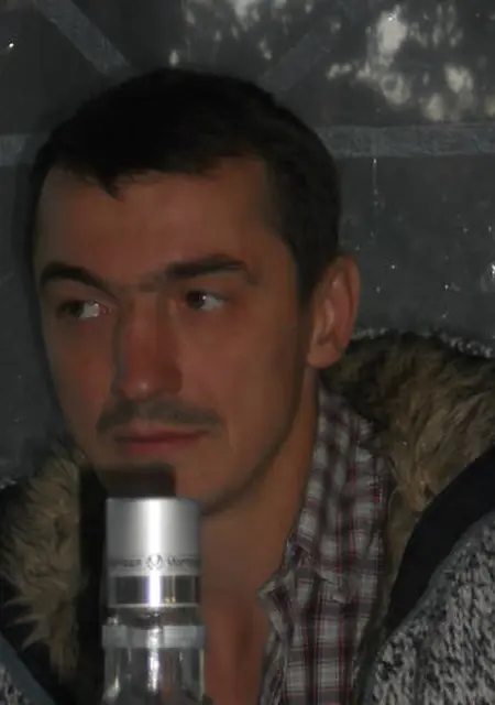 Я Павел, 48, из Дмитрова, ищу знакомства без обязательств