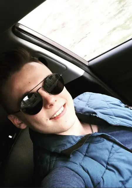 Я Vladimir, 29, знакомлюсь без обязательств в Северодвинске