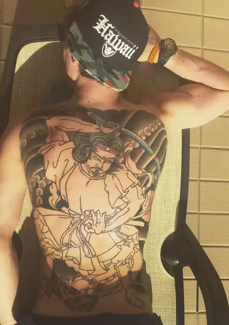 Кирилл из Коммунарки, ищу на сайте знакомства на одну ночь