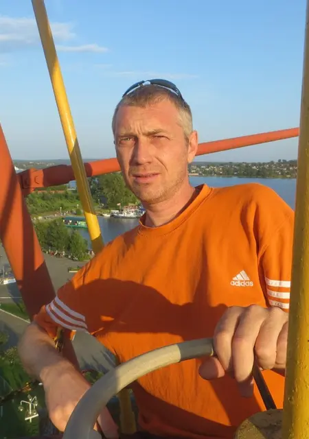 Дима из Нижнего Тагила, мне 49, познакомлюсь без обязательств