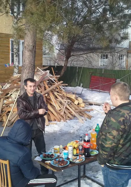 Хусан Ааааааааа из Сходни, мне 47, познакомлюсь на одну ночь