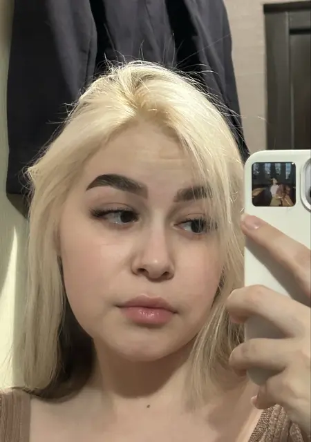 Я Леона, 22, из Санкт-Петербурга, ищу знакомство для совместных путешествий
