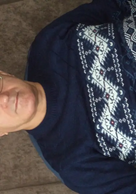 Александр из Еманжелинска, ищу на сайте знакомства без обязательств