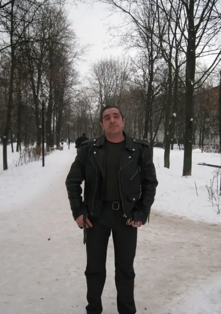 Dmitry из Ивантеевки, мне 51, познакомлюсь на одну ночь