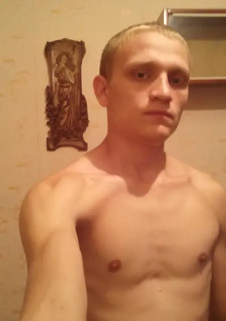 Александр из Армавира, ищу на сайте знакомства на одну ночь