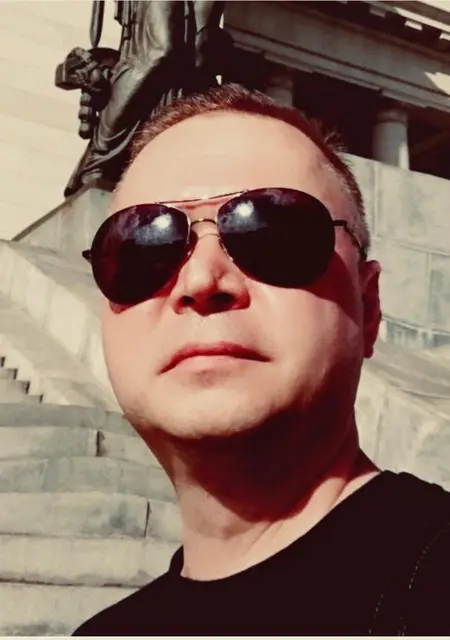 Я Юрий, 42, знакомлюсь без обязательств в Коммунарке