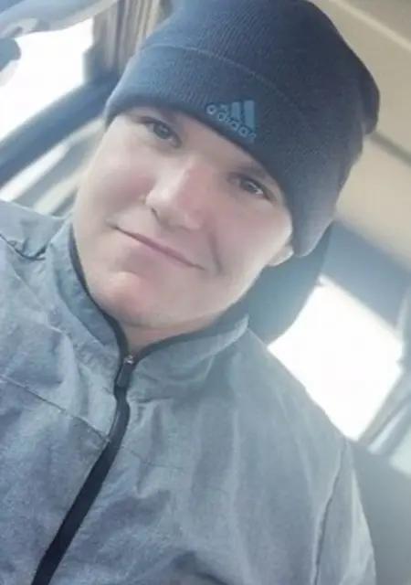 Я Степан, 31, знакомлюсь для открытые отношения в Сосновом Боре