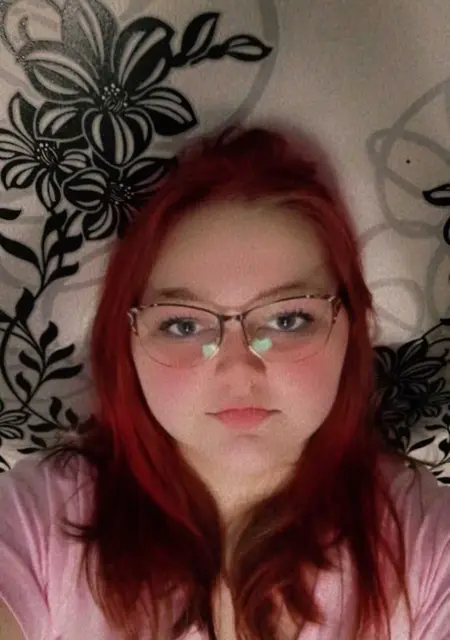 Я Мира, 20, из Ивни, ищу знакомство для постоянных отношений