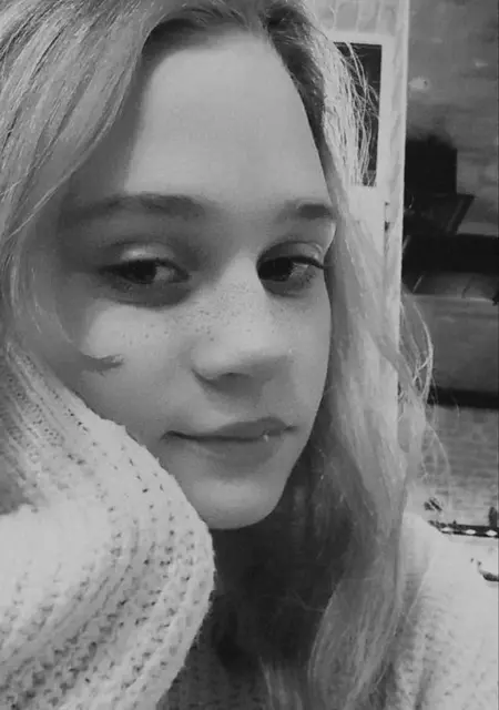 Я Ангелина Меркулова, 19, знакомлюсь для общения в Южно-Сахалинске