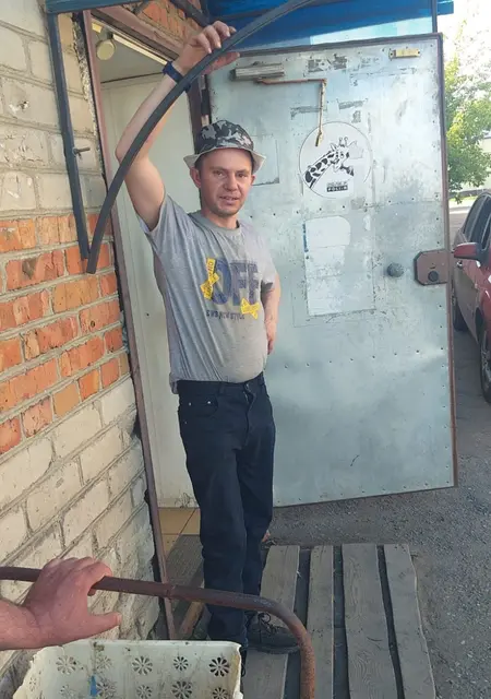 Я Александр, 39, из Омска, ищу знакомства на одну ночь