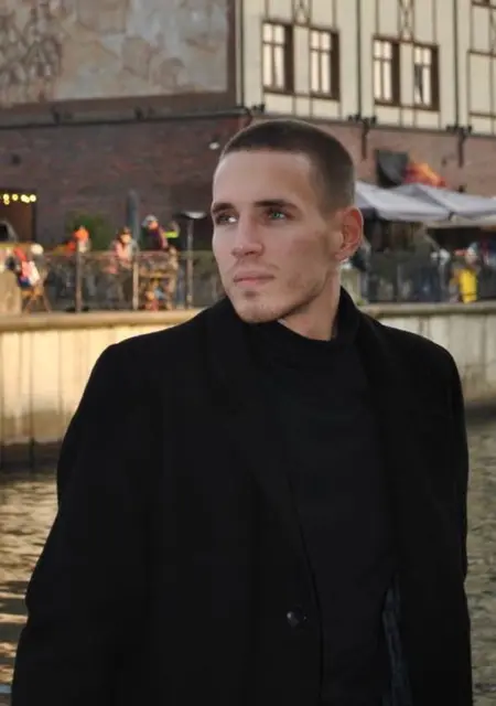 Алексей из Калининграда, мне 20, познакомлюсь без обязательств