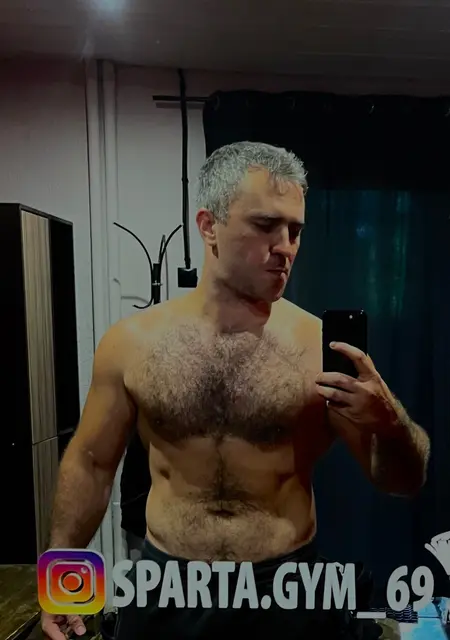 Влад из Торжка, ищу на сайте знакомства на одну ночь