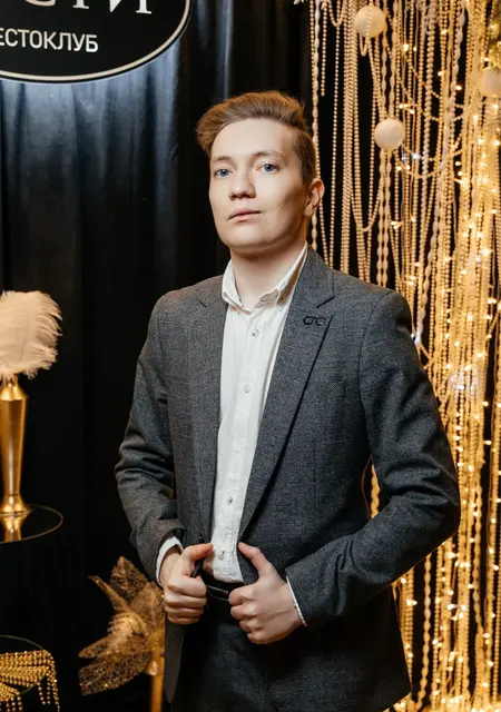 Я Александр, 23, знакомлюсь для приятного времяпровождения в Москве