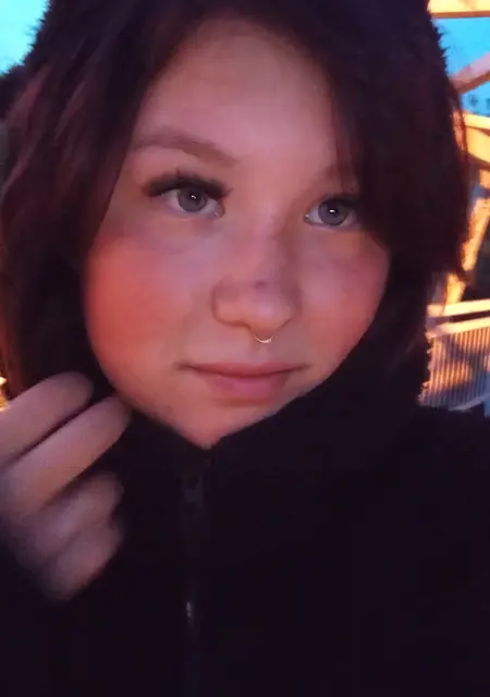 Я Алина, 26, из Москвы, ищу знакомства на одну ночь
