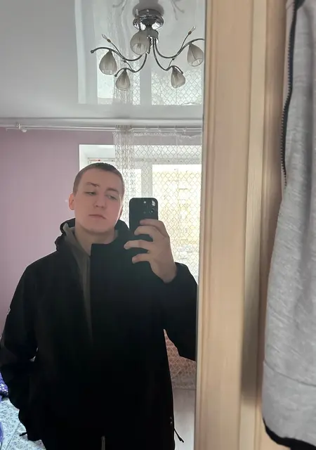 Я Артём, 23, из Череповца, ищу знакомство для постоянных отношений