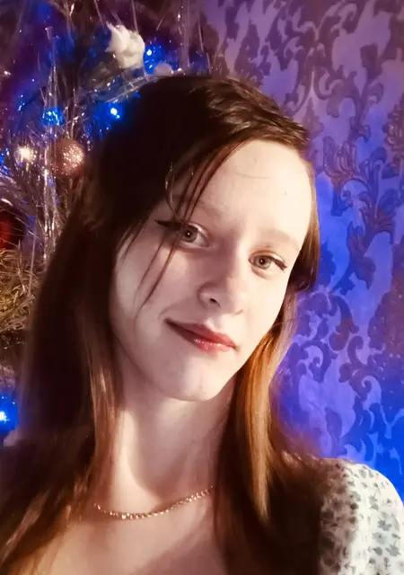 Я Лена, 18, из Воронежа, ищу знакомство для дружбы
