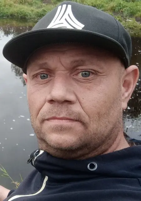 Я Максим, 42, знакомлюсь без обязательств в Асбесте