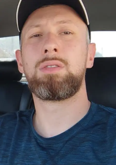 Я Рафаэль, 29, знакомлюсь на одну ночь в Сочи