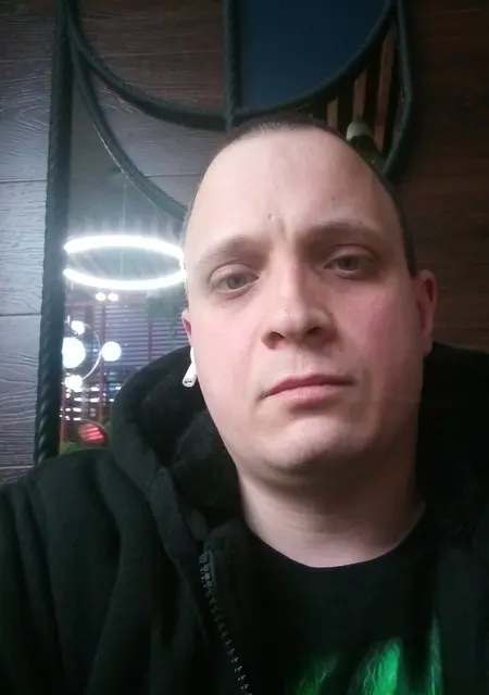 Alex из Минеральных Вод, мне 35, познакомлюсь для открытые отношения