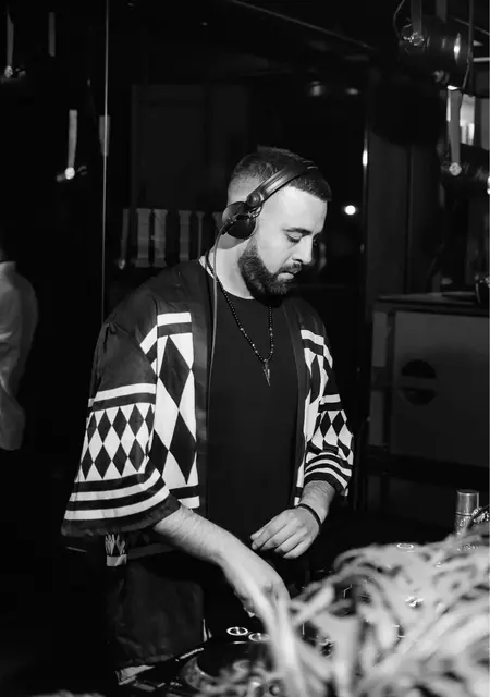 Ahmed из Подольска, ищу на сайте вирта