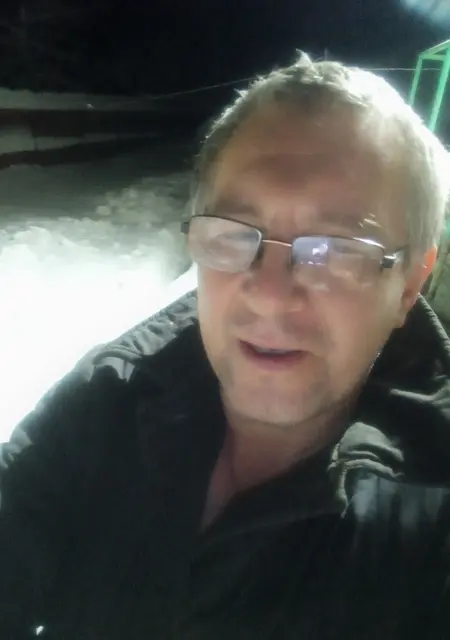 Олег из Санкт-Петербурга, ищу на сайте приятное времяпровождение