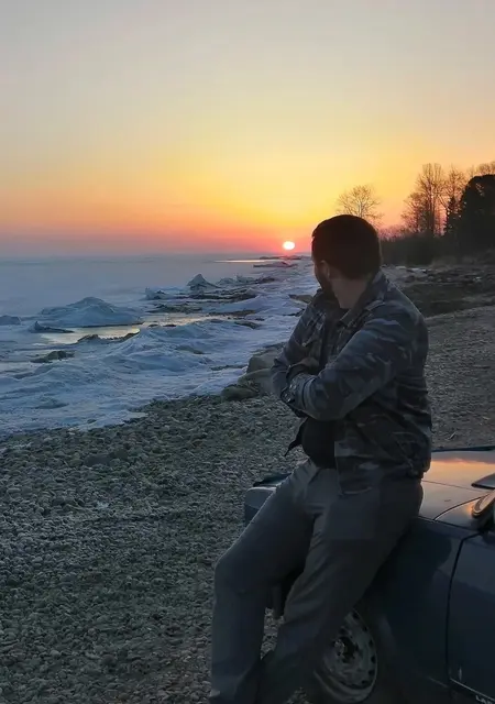 Иван из Слюдянки, мне 28, познакомлюсь для открытые отношения