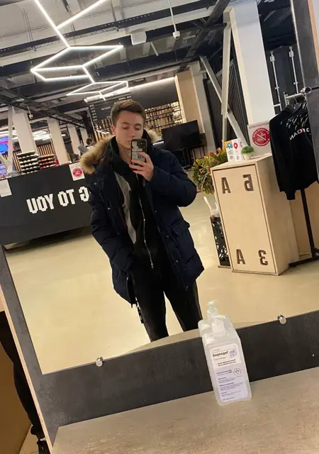 Андрей из Нахабина, ищу на сайте знакомства на одну ночь