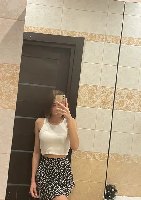 Я Ульяна, 25, знакомлюсь для приятного времяпровождения в Жуковском