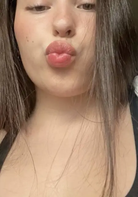Я Диана, 24, знакомлюсь на одну ночь в Ставрополе