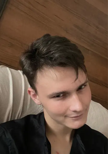 Я Даниил, 19, знакомлюсь на одну ночь в Липецке