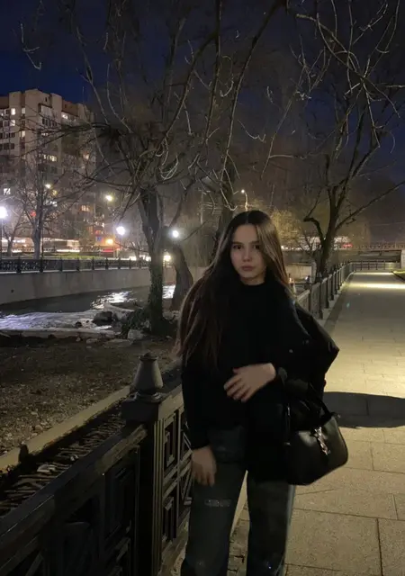 Мария из Казани, ищу на сайте открытые отношения