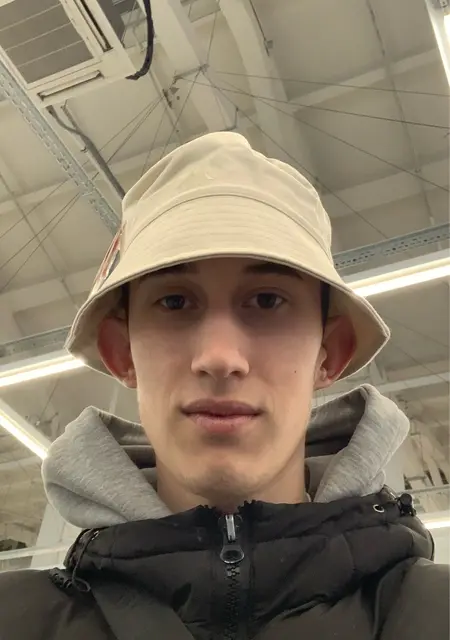 Я Даня, 21, знакомлюсь для открытые отношения в Нижнем Новгороде