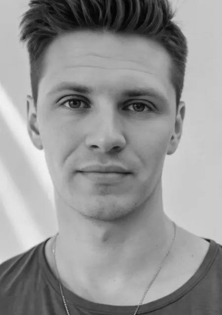 Я Василий, 33, знакомлюсь без обязательств в Москве