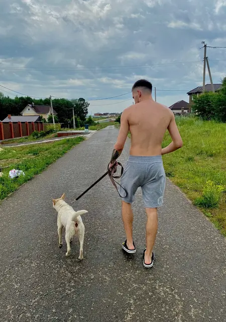 Я Дмитрий, 23, знакомлюсь для открытые отношения в Белгороде