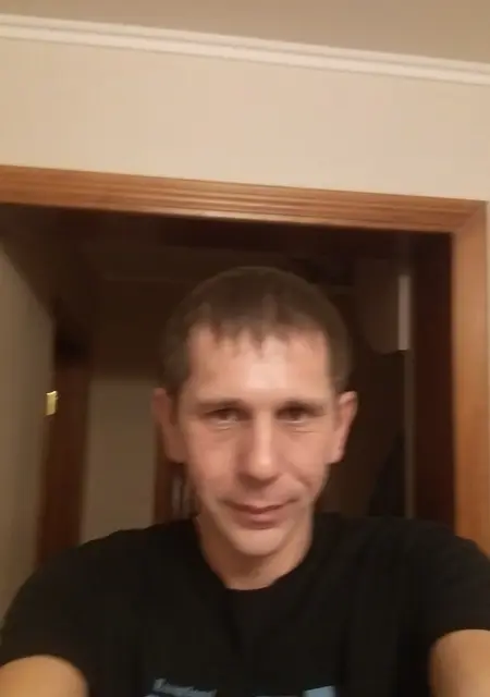 Сергей Рыжков из Тамбова, мне 41, познакомлюсь без обязательств