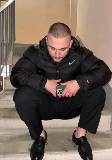 Даниил из Москвы, ищу на сайте приятное времяпровождение