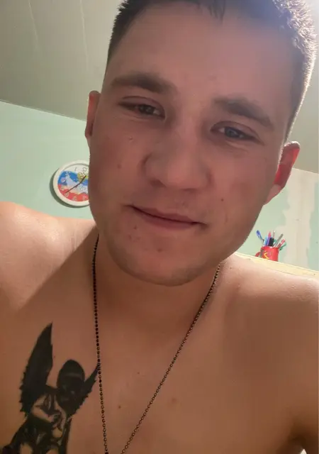 Я Андрей, 24, знакомлюсь на одну ночь в Курчатове