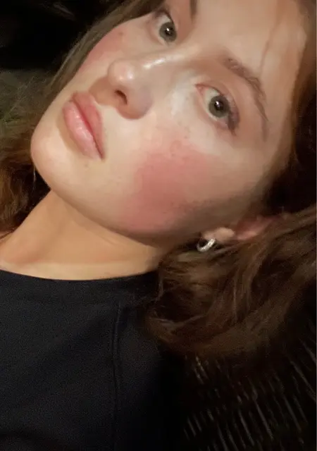 Я Виталина, 18, из Симферополя, ищу знакомство для совместных путешествий