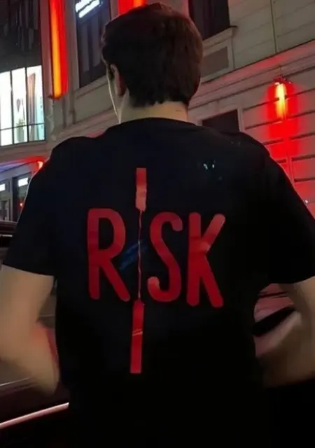 Я Тимур, 26, из Мончегорска, ищу знакомства на одну ночь