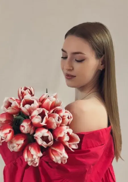 Миланочка из Красногорска, мне 23, познакомлюсь для открытые отношения