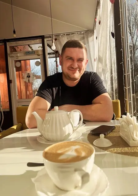 Я Егор, 38, из Губкина, ищу знакомства без обязательств