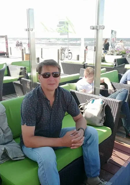 Я Виталий, 54, знакомлюсь без обязательств в Перми