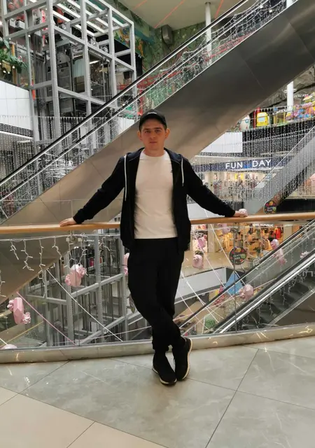 Я Алексей, 28, из Кургана, ищу знакомство для открытые отношения