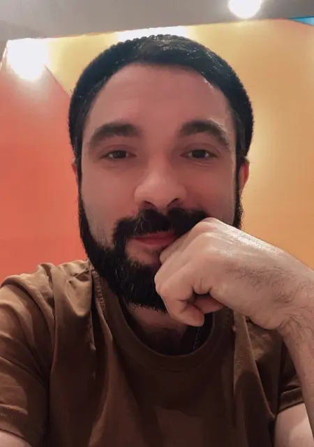 Roman из Оренбурга, мне 30, познакомлюсь для общения