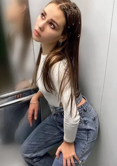 Ангелина из Белгорода, ищу на сайте знакомства на одну ночь