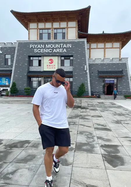 Я Захар, 21, знакомлюсь без обязательств в Находке