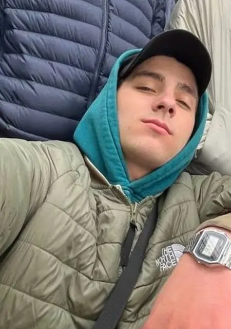 Я Евгений, 19, знакомлюсь без обязательств в Тамбове