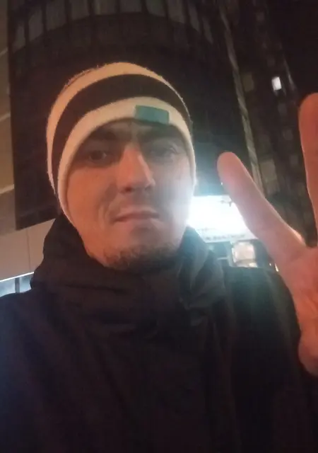 Я Андрей, 39, знакомлюсь без обязательств в Абакане