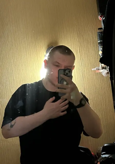 Я Артем, 18, знакомлюсь без обязательств в Ярцеве