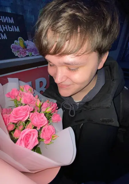 Я Сергей, 20, знакомлюсь без обязательств в Смоленске